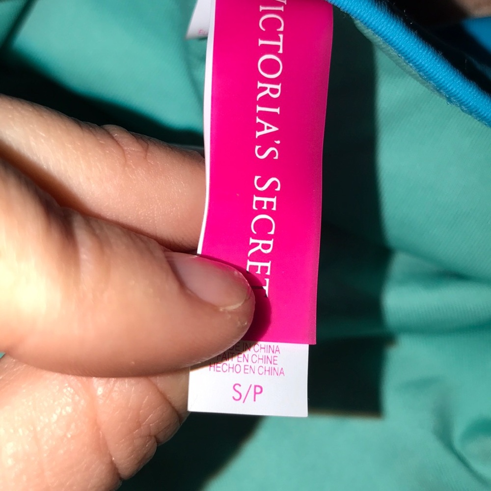 Victoria’s Secret bathing suit - Picture 3 of 3